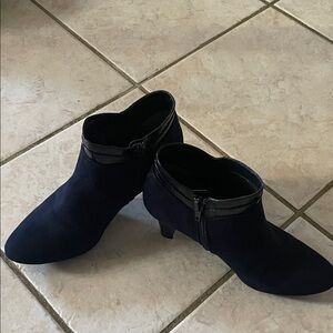 Elegant Navy Ankle Boots